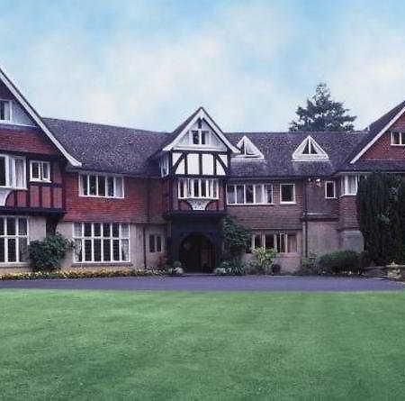 De Vere Venues Branksome Hotell Haslemere Exteriör bild